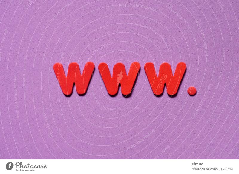 www. steht in roten Buchstaben auf lila Untergrund world wide web weltweites Netz Internet interaktiv Datendienst Subdomain Blog Webserver Tim Berners-Lee