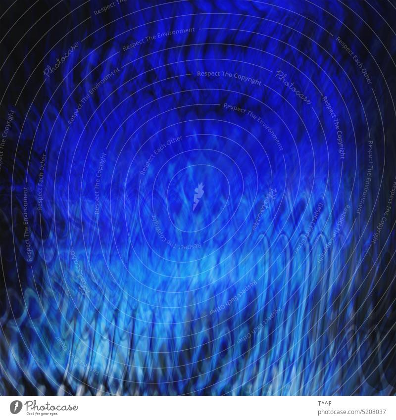 Textur – buntglasartige Struktur aus Photoshop Hintergrund Buntglas blau Licht leuchtend durchleuchtet