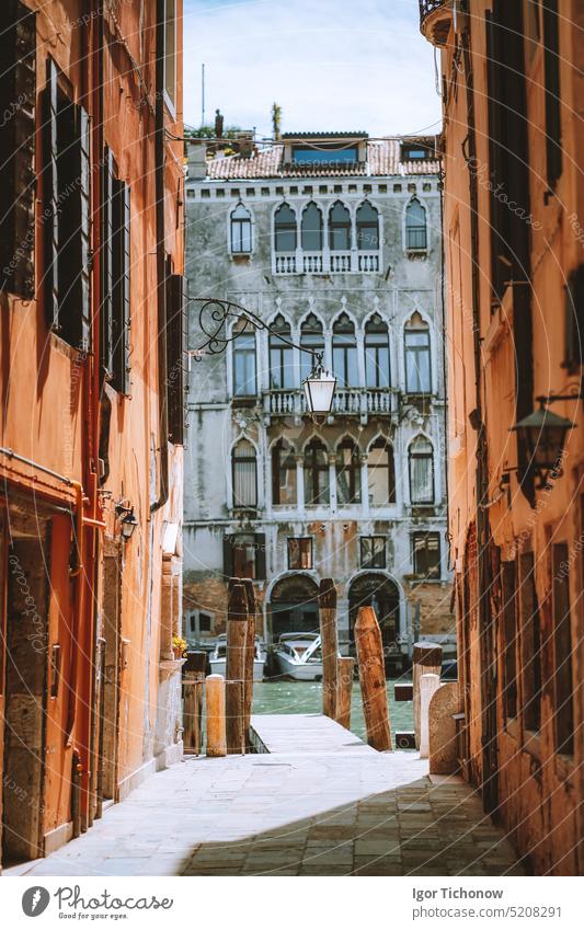 Venedig, Italien. Schöne Aussicht auf alte Architektur Gebäude der Venezia Kanäle venezia schön typisch Tourismus Europa berühmt Kanal Haus Italienisch