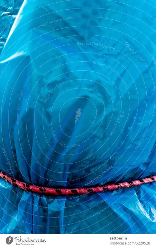 Verpackung blau kordel paketschnur verschicken isolierung schutz verpackt strick seil folie verpackung plane