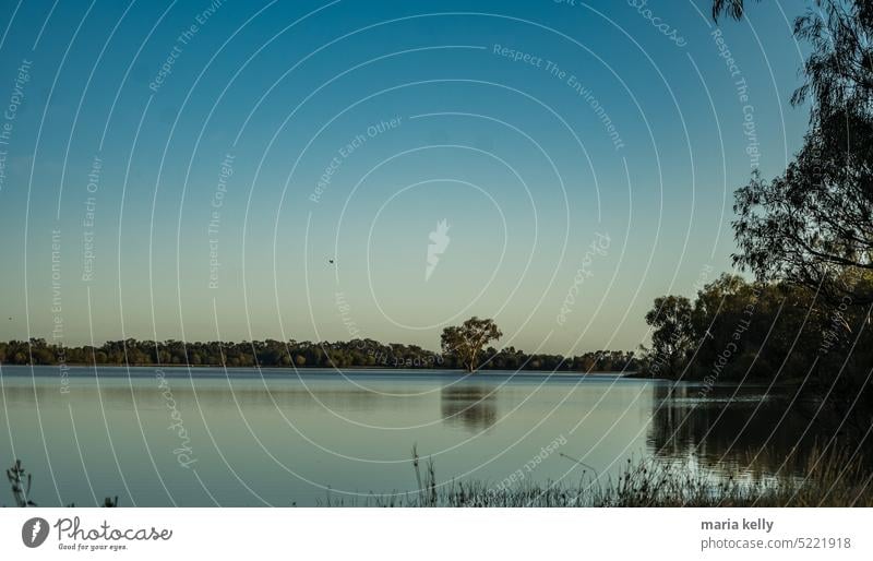 Feiertage in Queensland See Windstille Wasser blau Himmel Landschaft Reflexion & Spiegelung