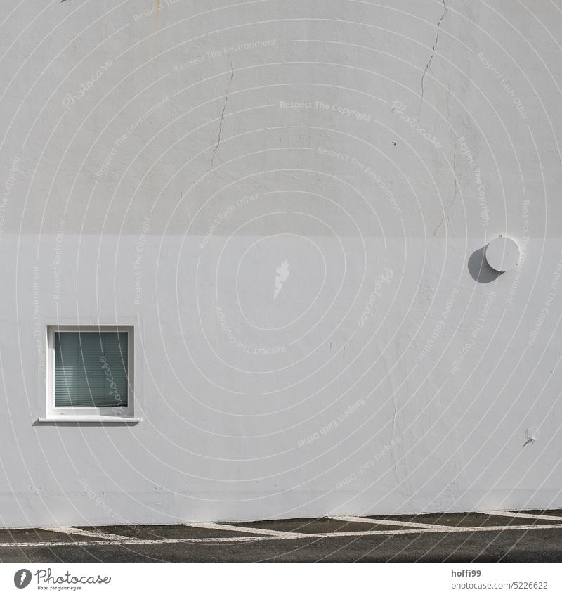das Runde verlässt das Eckige und geht eigene Wege abstrakt minimalistisch Wand rund eckig Architektur Design Linie Strukturen & Formen modern Außenaufnahme