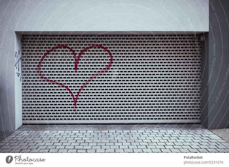 #A0# love is everywhere symbol Verliebtheit Gefühle Symbole & Metaphern Zeichen Valentinstag herzlich Romantik herzförmig Herz gelb Liebesleben Liebesgruß