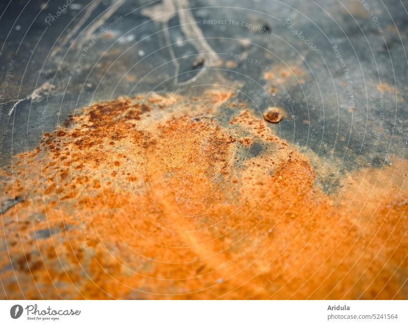 Rostige Feuerschale Metall Nahaufnahme alt Vergänglichkeit Strukturen & Formen Detailaufnahme Schale Oberfläche Strukturen und Formen Auflösen orange