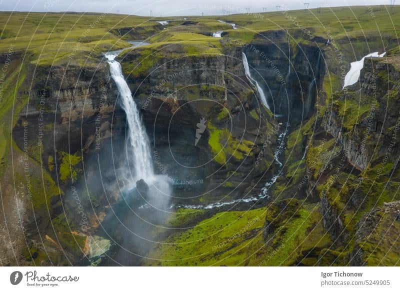 Schlucht mit Granni-Wasserfall. Wasserfall in einer engen Schlucht im Thjorsardalur-Tal in Island granni schön reisen strömen malerisch Fluss Felsen natürlich