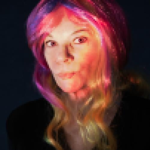 Frauengesicht mit bunten Haaren verpixelt Menschliches Gesicht Portrait weiblich Ausdruck roter mund schön Pixel pixelkunst Frauenporträt Smiley Smiley-Gesicht