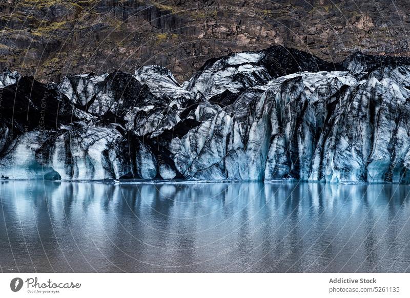 Erstaunlicher Blick auf den Gletscher am Wasser Schnee kalt Winter Natur Landschaft aqua Klima Frost Island Europa solheimajokull Eis Fluss See reisen MEER