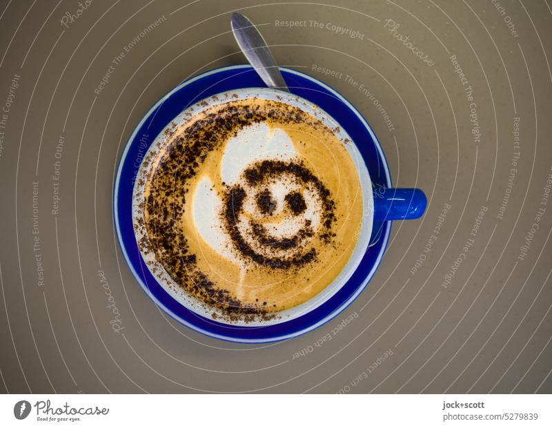 Gute Laune Kaffee Smiley Kaffeetasse Lifestyle künstlerisch lecker Getränk Heißgetränk Tasse Kaffeepause Barista genießen Vorfreude Latte aromatisch kunstvoll