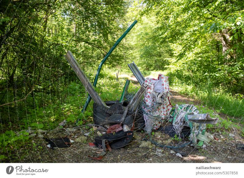 Hambach Forest Barrikade protestieren wald Braunkohlentagebau Umweltschutz rebellieren Politik & Staat Inspiration Gesellschaft (Soziologie) Wut Zukunftsangst