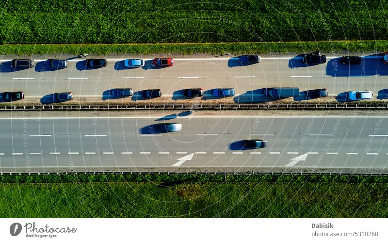 Stau auf der Autobahn A4 in Polen, Luftaufnahme Verkehr Marmelade Straße PKW Unfall Berufsverkehr beschäftigt Landschaft Transport Laufwerk Fahrzeug Fernstraße