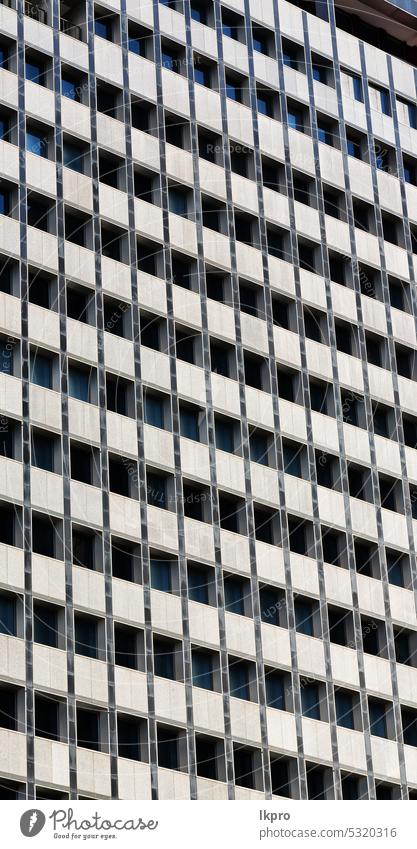 der Wolkenkratzer und die Fensterterrasse wie abstrakt Gebäude Büro Glas Architektur Business modern Großstadt blau Hintergrund Himmel urban Konstruktion