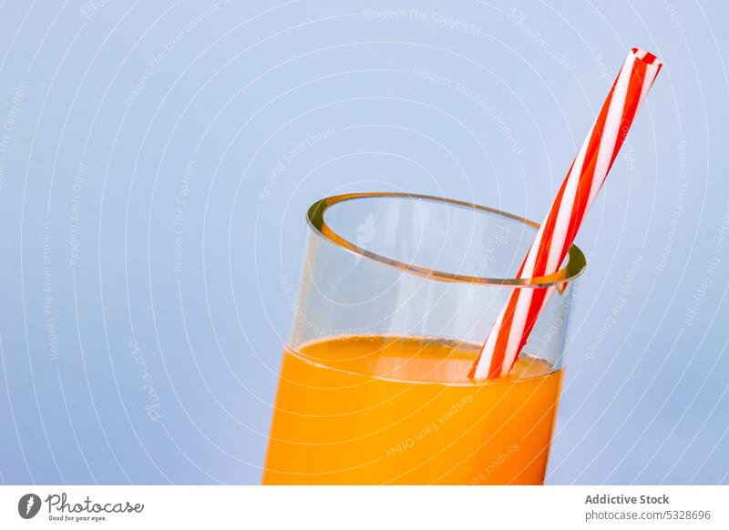 Glas frischer Orangensaft-Cocktail Saft orange trinken Erfrischung Frucht Zitrusfrüchte Getränk Gesundheit dienen geschmackvoll lecker organisch cool hell