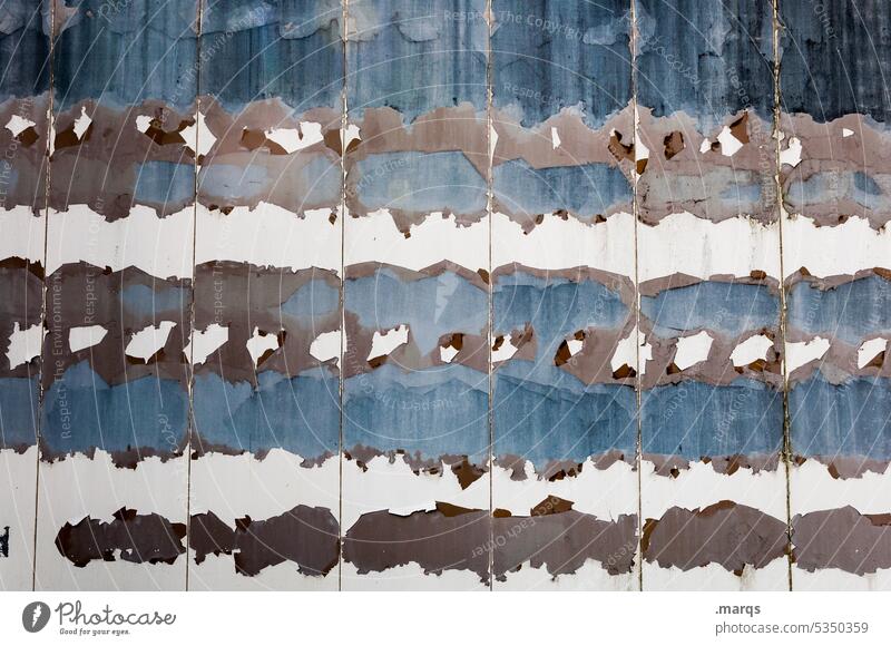 Chiffre Wand Metall Lack alt abblättern Verfall Vergänglichkeit kaputt Strukturen & Formen Wandel & Veränderung Zahn der Zeit Farbe blau grau weiß struktur