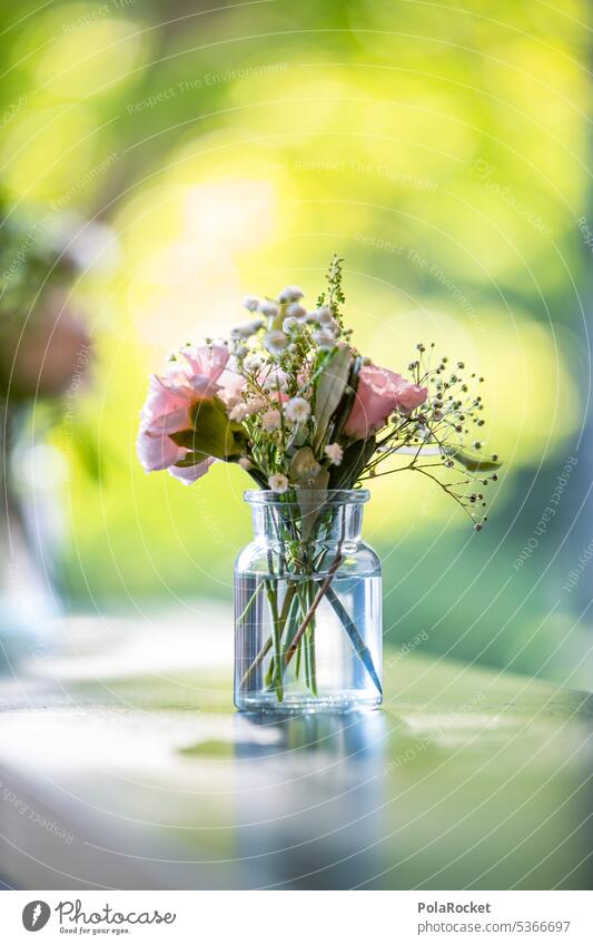 #A0# Blumenstrauß Blumenhändler Blumenvase Freude schenken Hochzeit Dekoration & Verzierung dekorativ dezent grün Floristik Pflanze Design Farbfoto
