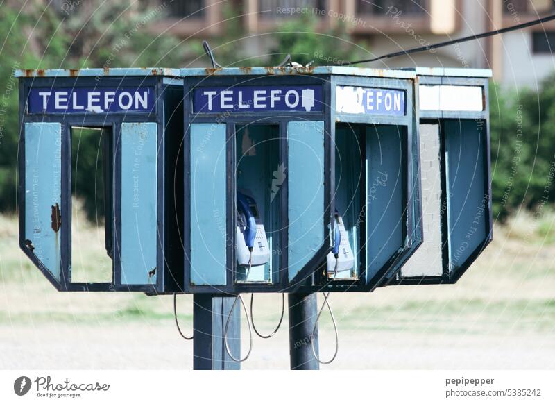 alte Telefonzellen Telefonanruf Telefonhörer Telekommunikation Telefonat telefonieren Telefonleitung Kommunizieren retro analog Nostalgie altmodisch