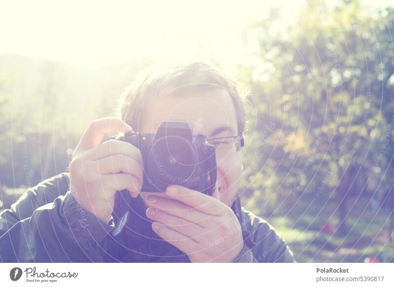 #A0# click! click! click! Click Fotografieren fotografierend fotografisch Fotografische Themen fotografische effekte Mann Fotokamera