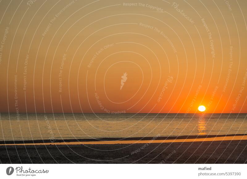 Sonnenuntergang auf dem Holmsland Klit Nordsee Dänemark Strand Menschenleer Küste Himmel Meer