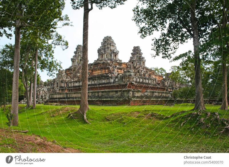 Ta Keo in Siem Reap khmer temple-mountain Angkor Kambodscha Sandstein Kambodschanische Kultur horizontal Fotografie berühmter Ort Tourismus Reiseziele