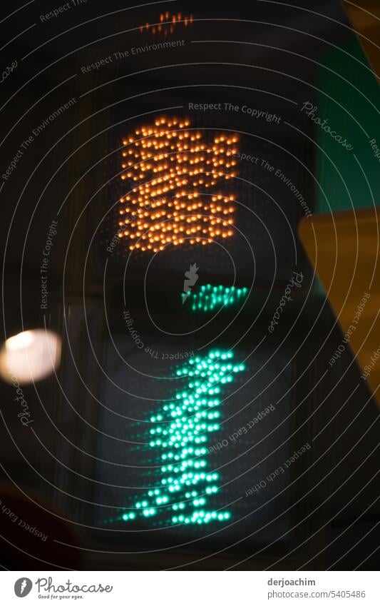 In der Welt unterwegs: Ampelmännchen in Chicago ampelmännchen Piktogramm Signal Design Streulicht Technik & Technologie Silhouette Sicherheit leuchten