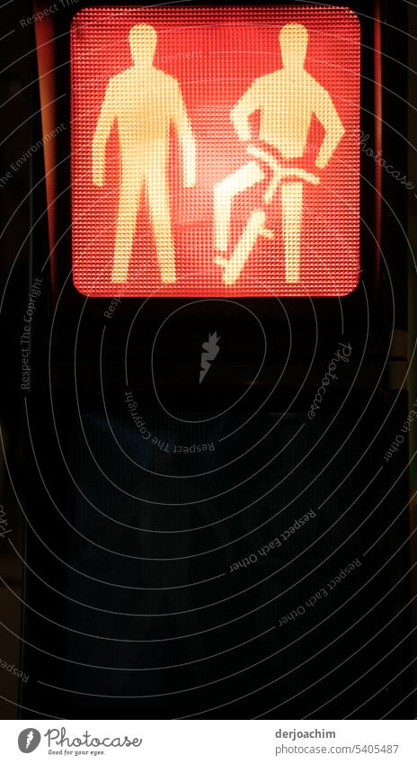 In der Welt unterwegs: Das Ost - Ampelmännchen ampelmännchen Piktogramm Silhouette Symbole & Metaphern Kunstlicht Design Sicherheit Fußgänger Signal Streulicht