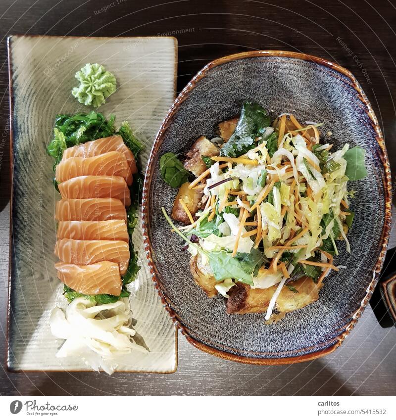 Sushi bei Uschi Restaurant Essen gesund kalorienarm Reis Fisch Lachs Salat lecker Gesundheit Teller Lebensmittel Feinschmecker Mittagessen Abendessen Japan