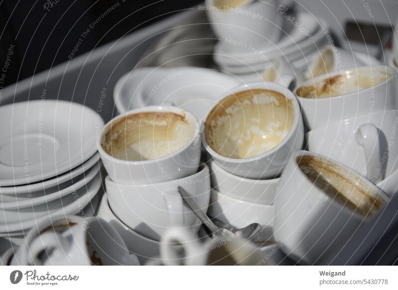 Benutzte Espressotassen Markt Tassen Feier Kater Porzellan Trinken Kaffee Spülen Spüldienst