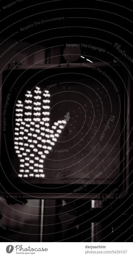 Für Euch in der Welt unterwegs: Ampeln in New York ampelmännchen Piktogramm Streulicht Silhouette Symbole & Metaphern Kunstlicht Fußgänger Fußgängerampel