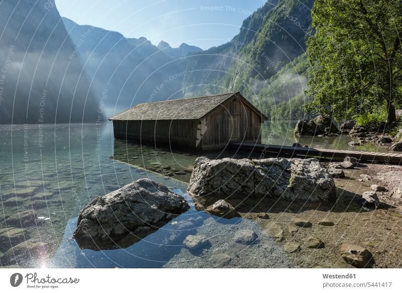 Deutschland, Bayern, Berchtesgadener Alpen, Obersee, Bootshaus Steg Tag am Tag Tageslichtaufnahme tagsueber Tagesaufnahmen Tageslichtaufnahmen tagsüber Ruhe