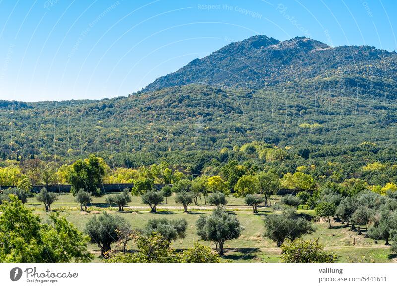 Landschaft in der Sierra de Guadarrama, gesehen von San Lorenzo de El Escorial, Gemeinde Madrid, Spanien guadarrama Guadarrama-Gebirge sierra de guadarrama