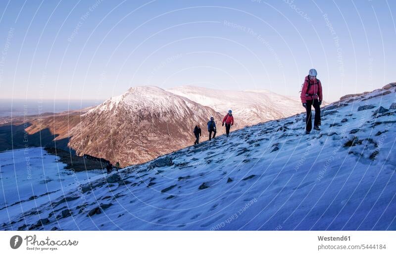 Großbritannien, Nordwales, Snowdonia, Ogwen, Cneifion Rib, Bergsteiger Alpinisten Berge Bergsteigen Alpinismus Sport Landschaft Landschaften wandern Wanderung