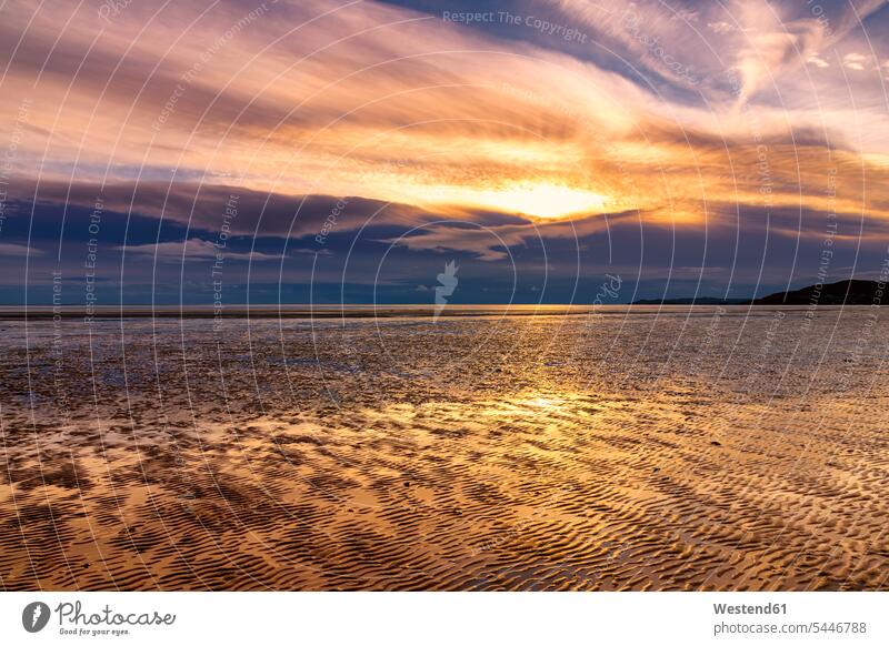 Großbritannien, Schottland, Solway Firth, Wattenmeer, Sonnenuntergang Abend abends Wattenmeere Horizont über Wasser romantischer Himmel Stimmungsvoller Himmel