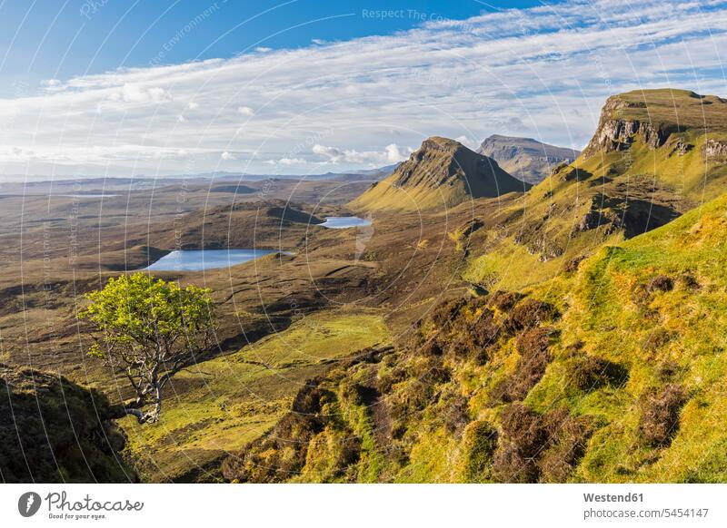 UK, Schottland, Innere Hebriden, Isle of Skye, Trotternish, Morgenstimmung über Quiraing, Blick auf Loch Cleat See Seen Atlantikküste Atlantikkueste Westküste