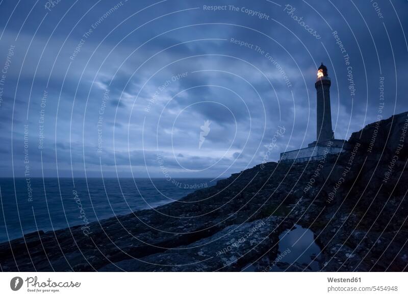 Großbritannien, Schottland, Ardnamurchan, Ardnamurchan-Leuchtturm Sehenswürdigkeit Sehenwürdigkeiten sehenswert Sicherheit Absicherung Hang Leuchttürme dunkel