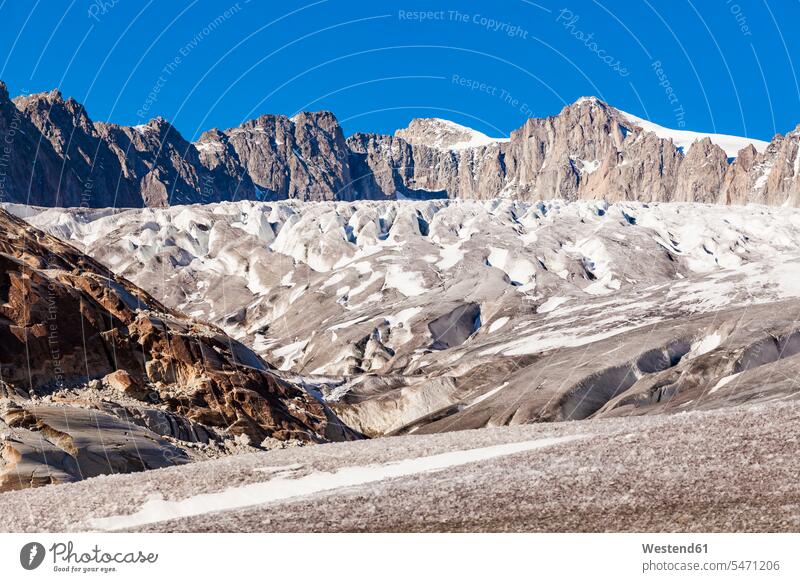 Schweiz, Wallis, Alpen, Rhonegletscher Niemand Gletscherzunge Natur Eisschmelze Schmelze Gletschereis Gletscherschwund Gletscherschmelze Berg Berge wolkenlos