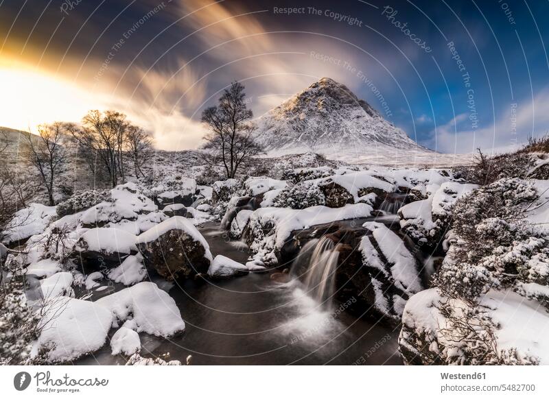 Grossbritannien, Schottland, Glencoe, Buachaille Etive Mor im Winter winterlich Winterzeit Landschaftsaufnahme Landschaftsfotografie natürlich Natuerlichkeit