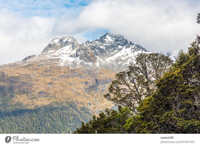 Majestätische Berglandschaft vom berühmten Routeburn Track, Fiordland National Park in Neuseeland Natur Berge u. Gebirge majestätisch Südalpen Routeburn-Strecke