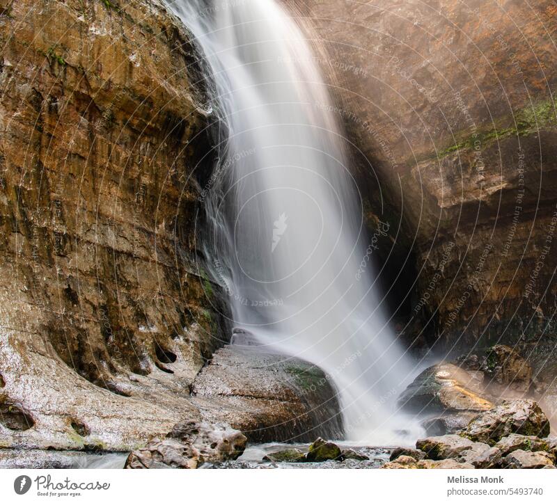 Wasserfall Steine lamdscape Natur Kaskade im Freien reisen