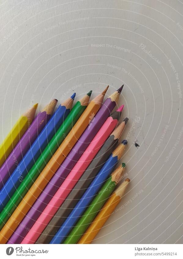 Buntstifte Stifte Bleistift zeichnen farbig farbenfroh Farbe Zeichnung Schreibstift Bildung kreativ Kunst Papier lehrreich Zeichnungen Bleistiftzeichnung