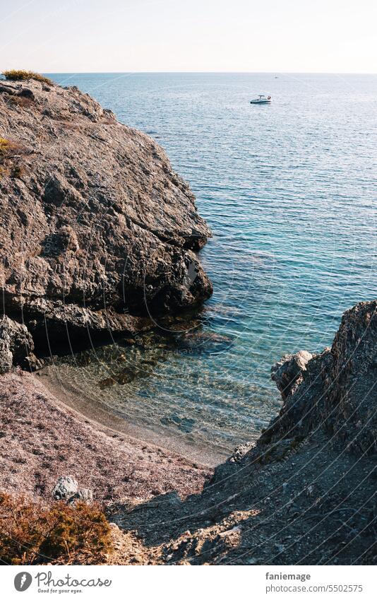Traumstrand Strang Île du Gaou durchsichtig türkis türkisblau Stiefel Sommer Sommerurlaub Felsen Cote d'Azur Sand wellen sonnig sommerlich heiß Badetag
