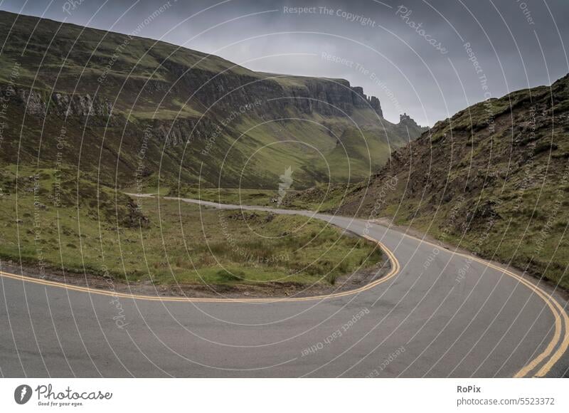 The Quiraing auf Isle of Skye. Landschaft Küste highlands Schottland scotland Steilküste England landscape Meer Nordsee Naturschutzgebiet