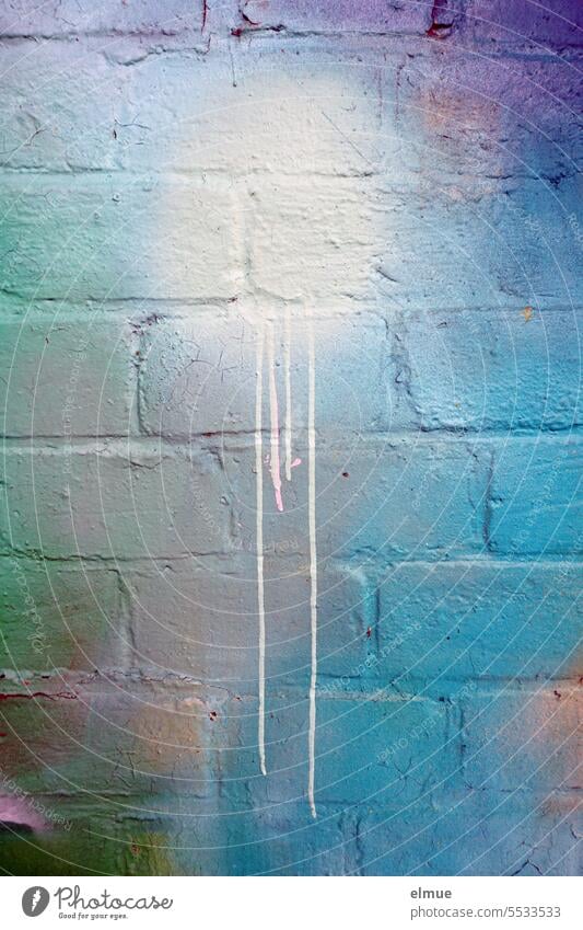 weißer, verlaufender Farbklecks an einer farbig angestrichenen Ziegelwand Farbe Klecks auslaufen Graffiti Design anmalen blau weißer Fleck Blog Wandziegel Mauer