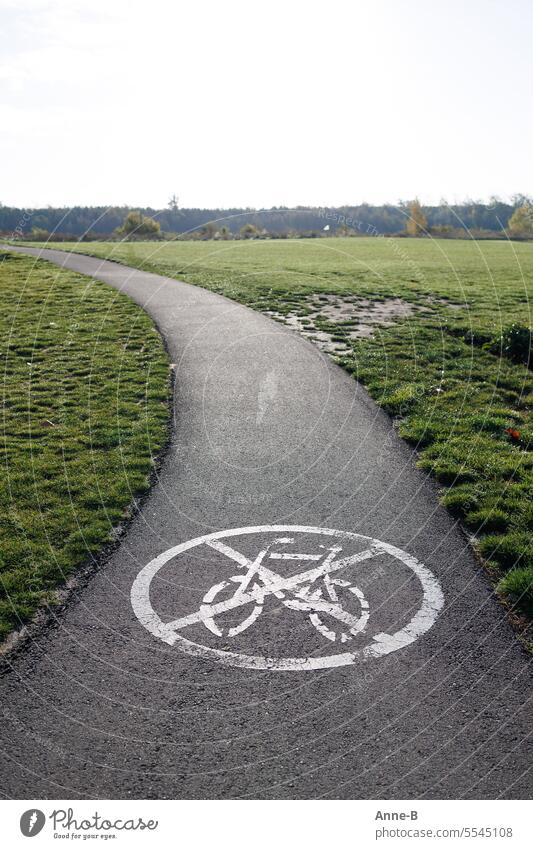nix radeln hier , Wegmarkierung Radfahrverbot Radweg Antiradweg radeln verboten nicht erlaubt Weg ins Grüne kein Radweg Fahrrad radfahren Rad fahren unterwegs