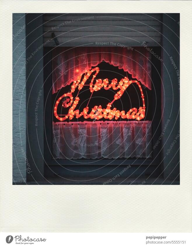 Merry Christmas – Fensterdeko Weihnachten & Advent Dekoration & Verzierung Farbfoto Feste & Feiern Weihnachtsdekoration Winter Dekorationen Design Tradition