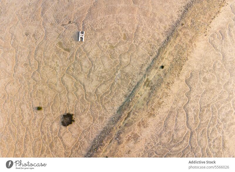 Paddelboot schwimmt auf transparentem Meer MEER Sand durchsichtig Aktivität Schwimmer entfernt Sonnenschein Wasser el rompido Huelva Spanien Europa malerisch
