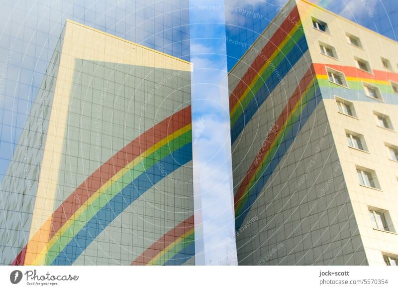 sanierten Plattenbau mit Regenbogen Architektur Doppelbelichtung abstrakt Fassade außergewöhnlich Experiment Reaktionen u. Effekte Illusion Irritation
