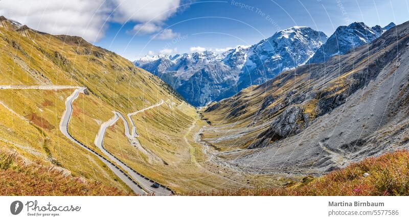 Die majestätische Landschaft und das Panorama des Stilfserjochs in Südtirol, Italien reisen Gipfel wandern Natur Park Gletscher Europa national Tal Sommer kalt