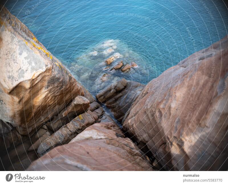 Felsige Symmetrie Felsen Meer Strand Küste Mittelmeer Sardinien Türkis Erosion Dreieck Natur Krebs Qualle Salzwasser Salzwasserfisch Wahl