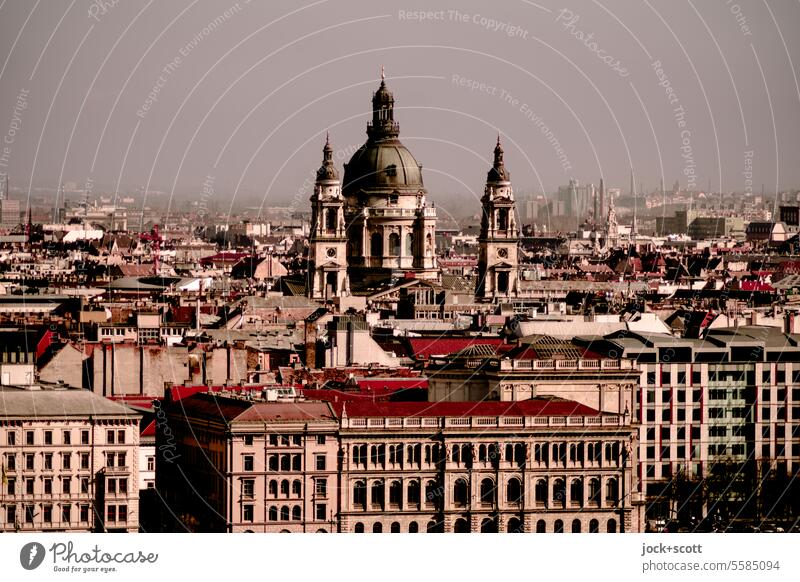 Panorama Budapest mit der St.-Stephans-Basilika Panorama (Aussicht) Ungarn Städtereise Sightseeing Altstadt Sehenswürdigkeit historisch Kontrast Hauptstadt