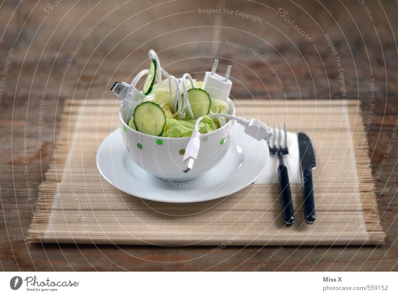 Kabelsalat Lebensmittel Gemüse Salat Salatbeilage Ernährung Mittagessen Abendessen Geschirr Teller Schalen & Schüsseln Besteck Technik & Technologie Internet