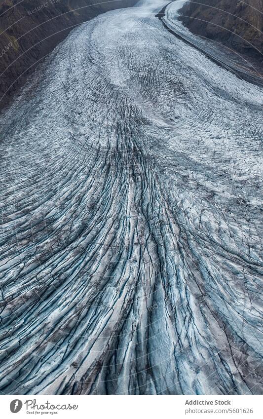 Gletscherfluss Luftbildtextur Tal Eis blau Muster fließen Textur kalt natürlich Antenne Geologie gefroren Winter Topografie im Freien abgelegen wild Natur